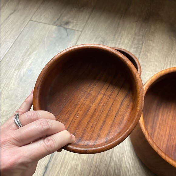 Vintage Mid Century Teak Wood Salad Bowl Set Large 9” Serving Bowl Two 6” Bowls - Picture 16 of 16